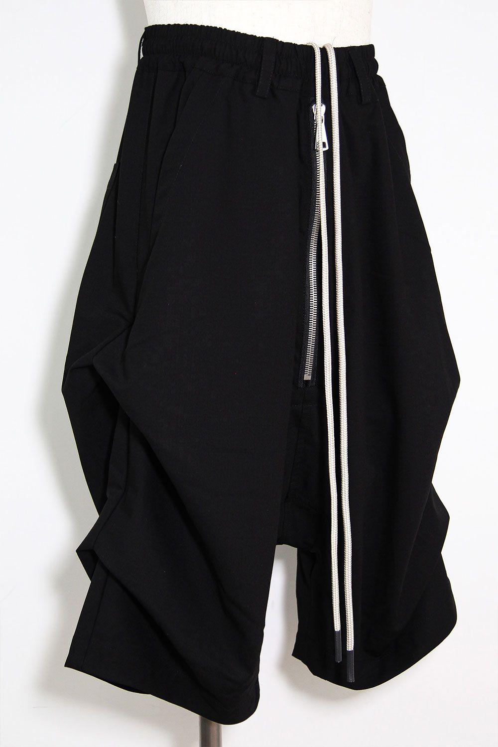 [ラスト1点 サイズ1] サマーウールタックショーツ / Summer Wool Tuck Shorts / ブラック / ag-11020-2