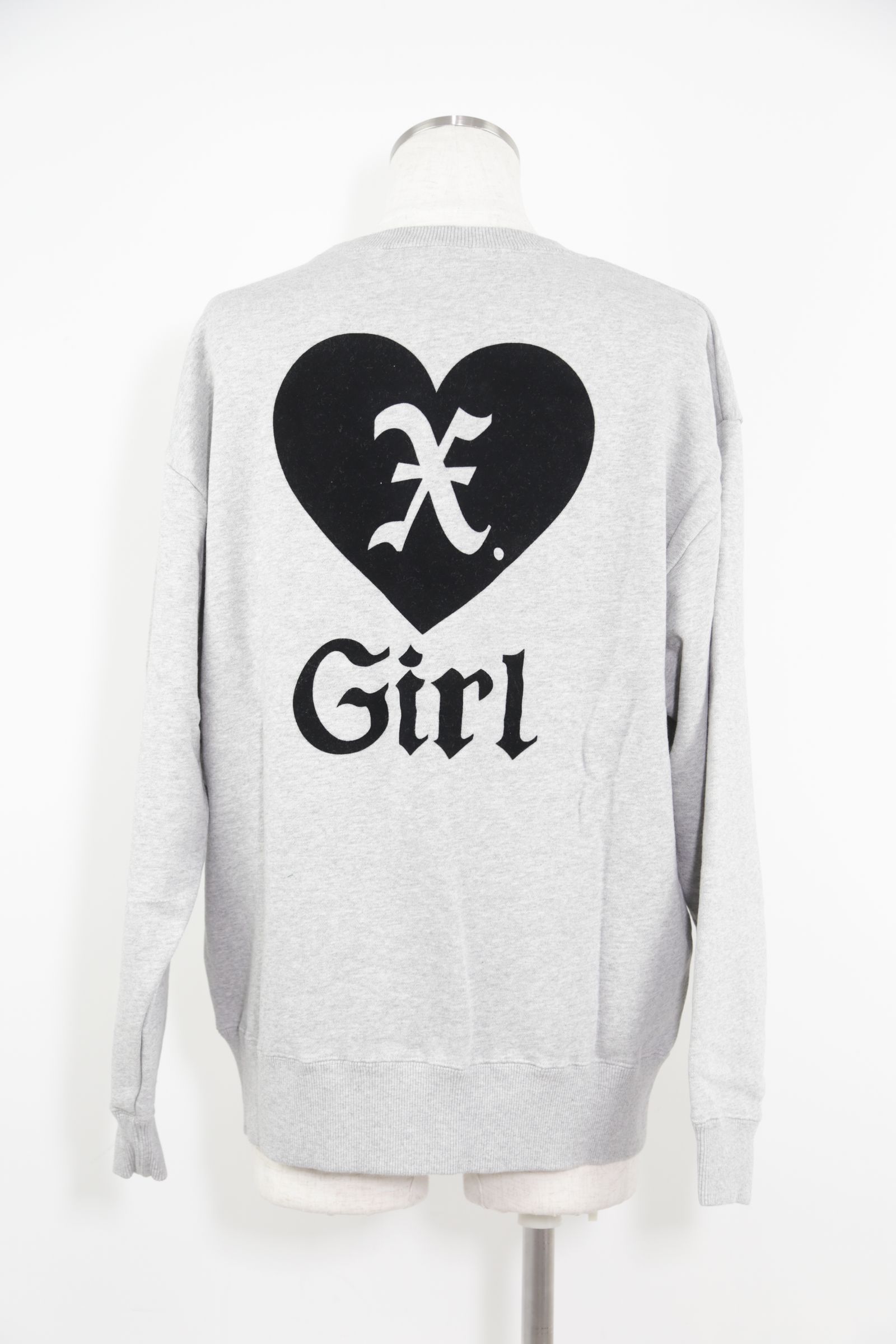 X-girl - HEART CREWNECK SWEAT TOP / アッシュ | Tempt