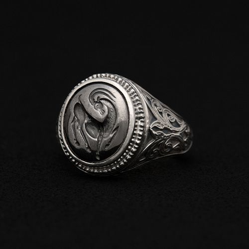 Antelope Signet Ring / GR053
