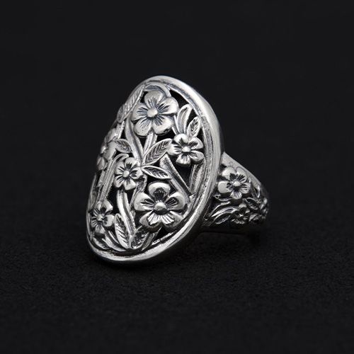 Harmony Big Oval Ring / GR143