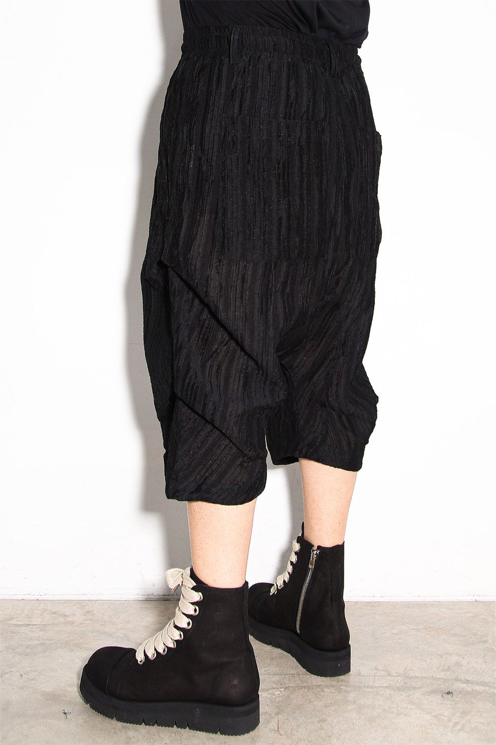 シアー楊柳タックショーツ / Sheer Yo-Ryu Tuck Shorts / ブラック