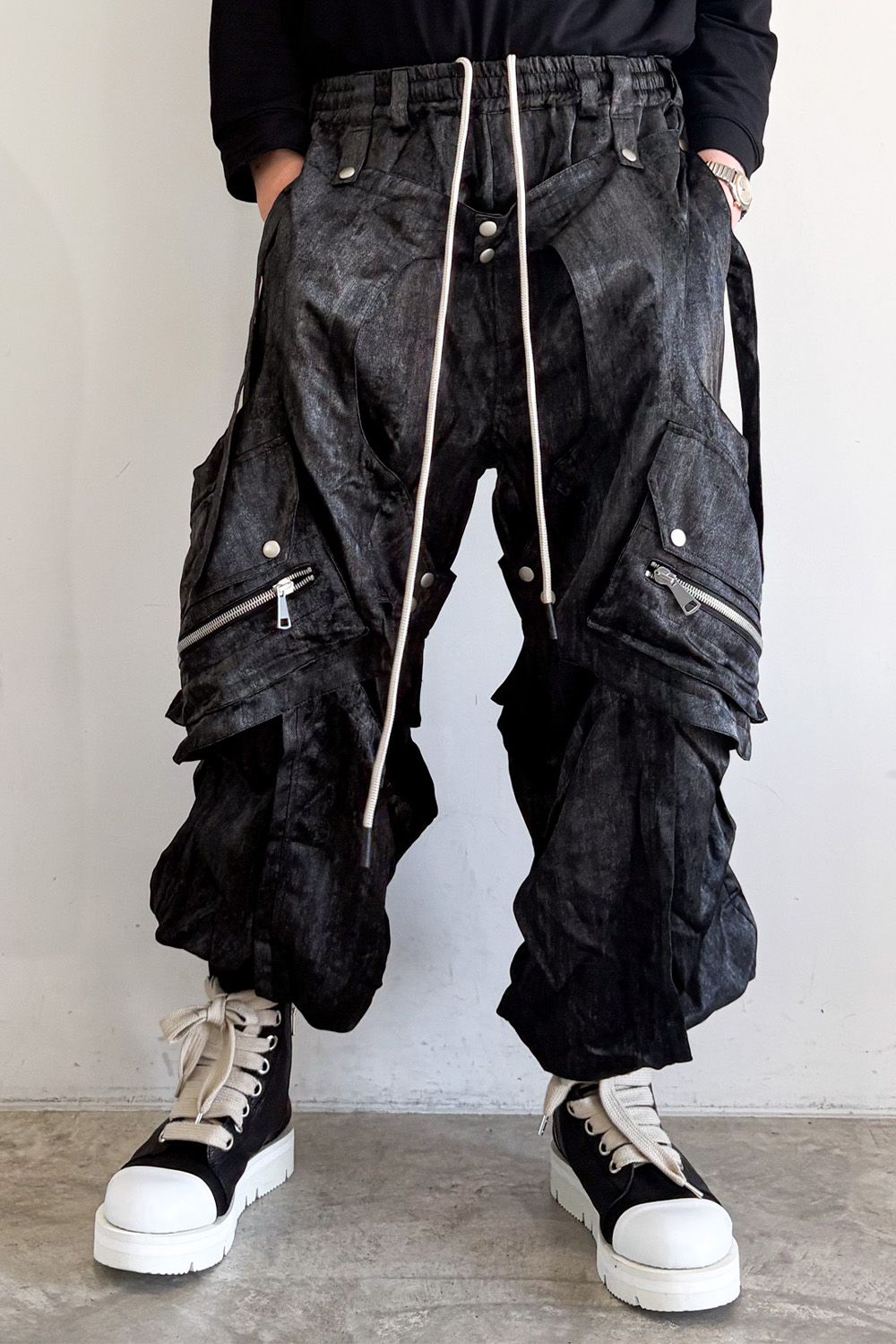 PARACHUTE CARGO WIDE / ブラック