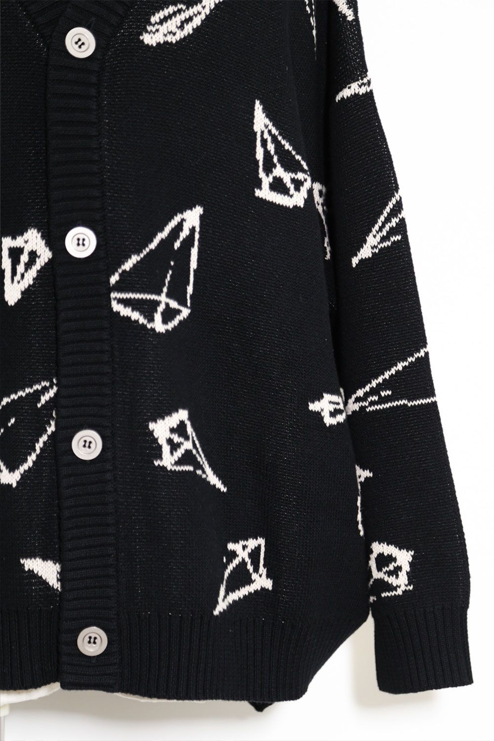 ピラミッド模様オーバーサイズカーディガン / Pyra Pattern Knit Cardigan / ブラック×アイボリー / ag-8010-2