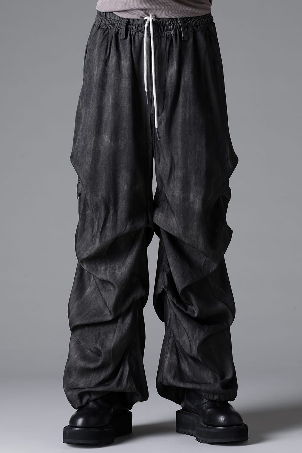 TUCK WIDE / ブラック