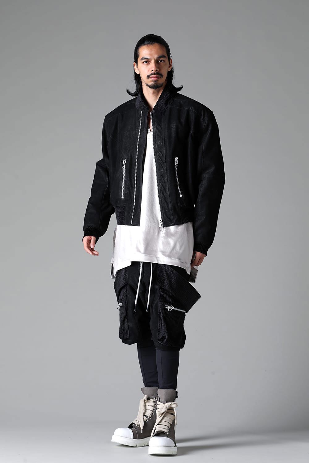 BELT CARGO SHORTS / ブラック