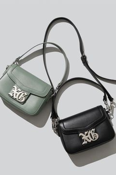 OLD ENGLISH LOGO BUCKLE 2WAY FAUX LEATHER BAG