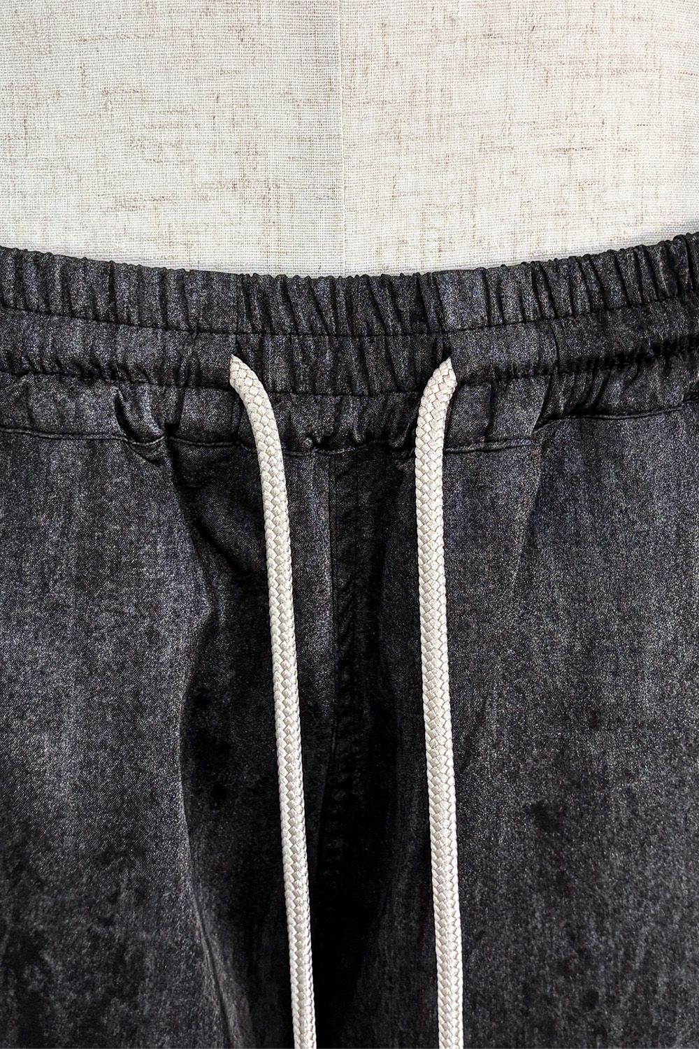 CARGO SHORTS / ブラック