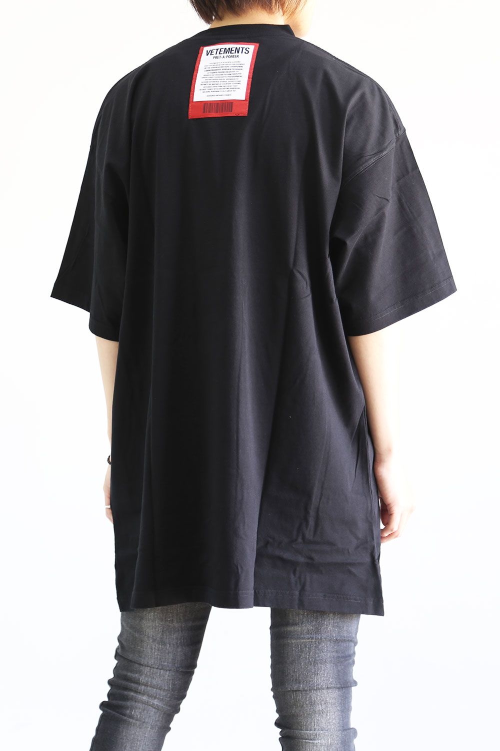 VETEMENTS - LOGO PATCH T-SHIRT / ブラック | Tempt