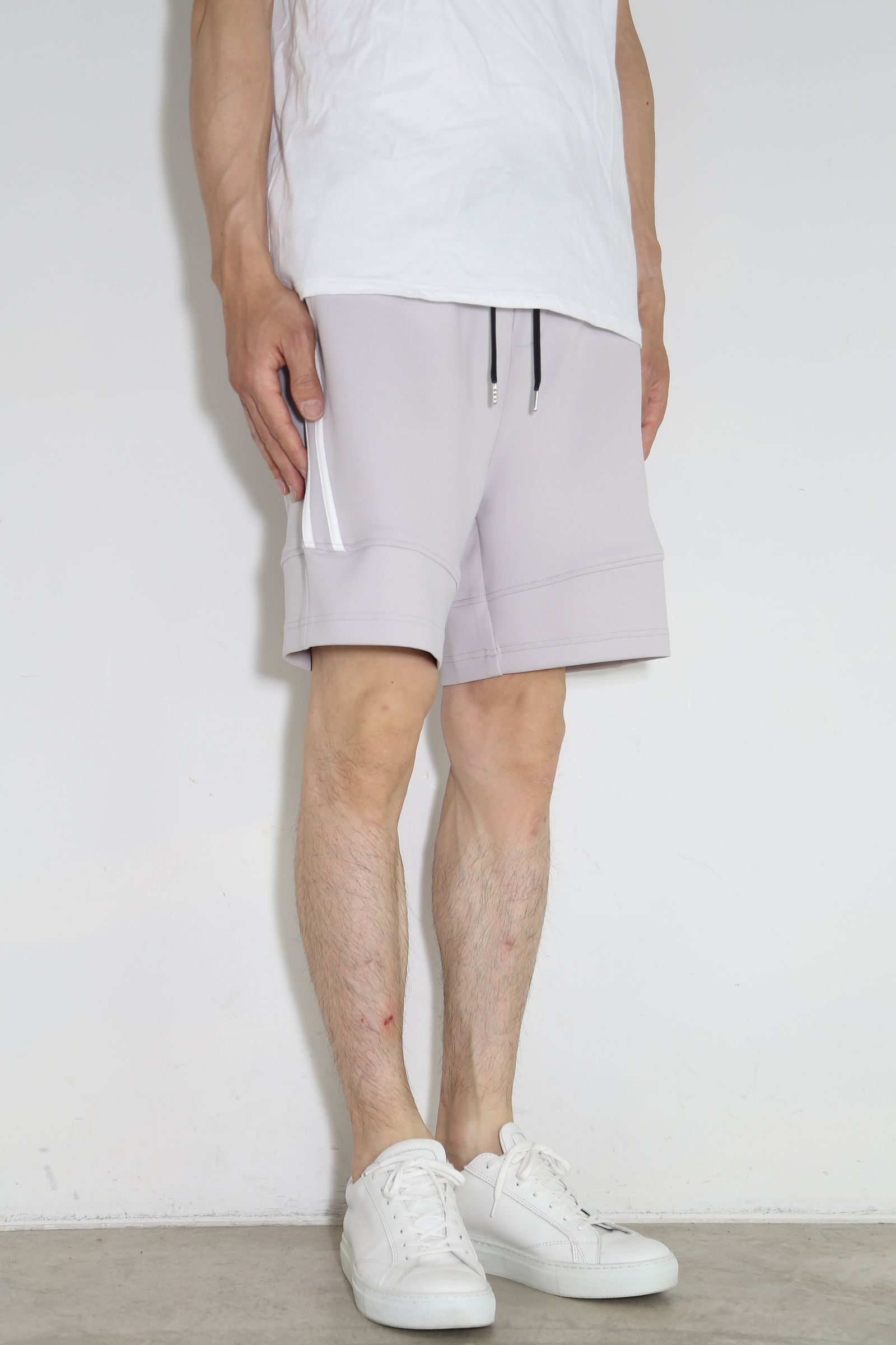 TYLER LINE SHORTS / グレー×ホワイト