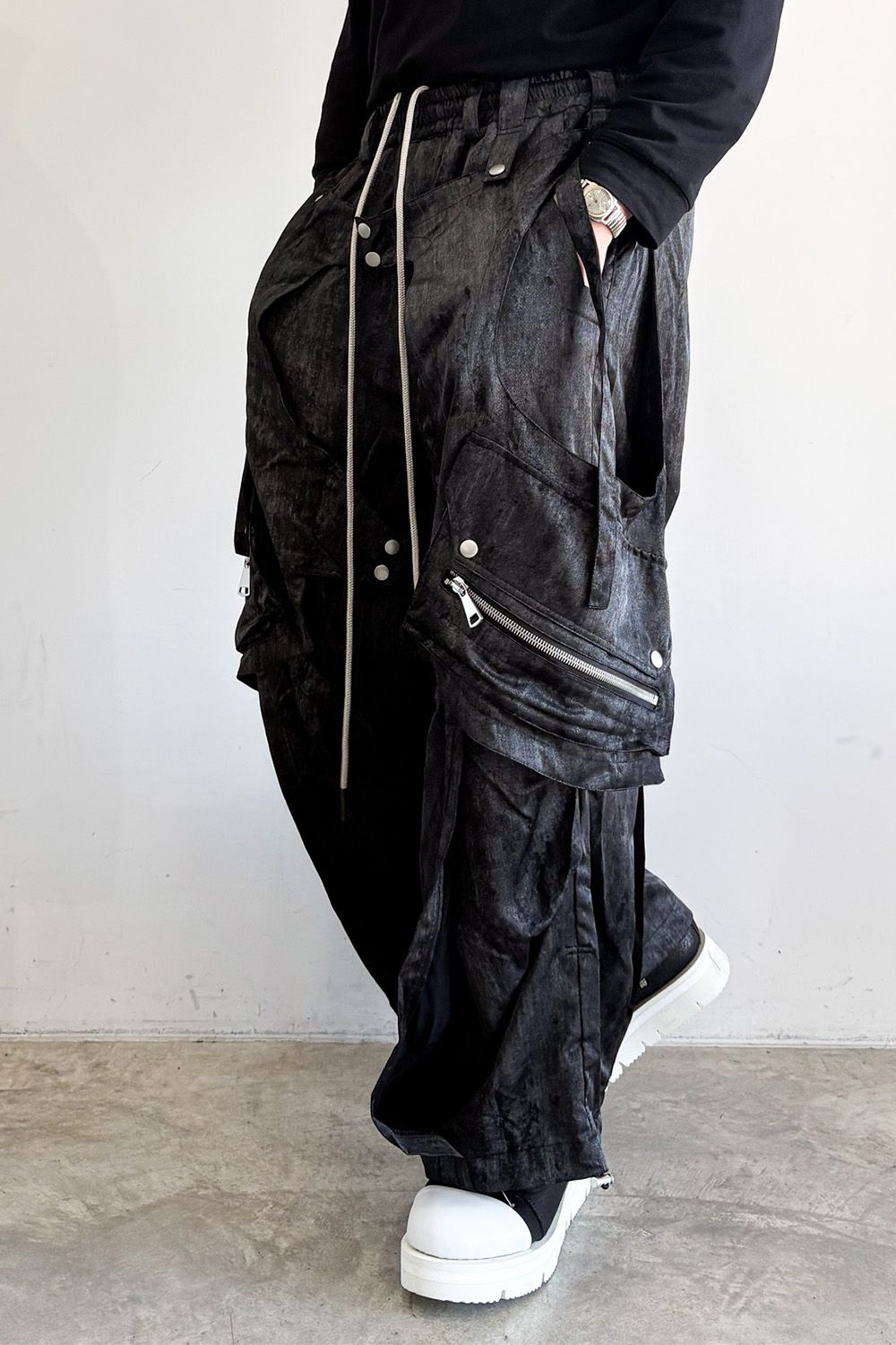 PARACHUTE CARGO WIDE / ブラック