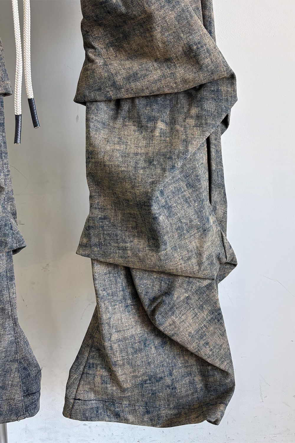 [ラスト1点 サイズ2] BLENDED SHADES DENIM TUCK BOOTS CUT PT / スチールブルー