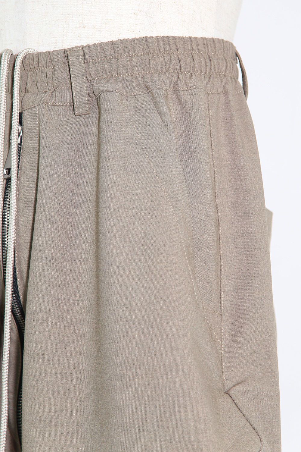 サマーウールタックショーツ / Summer Wool Tuck Shorts / ライトベージュ / ag-11020-2