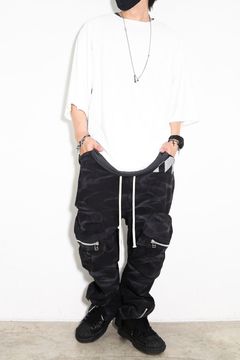 好評中です。