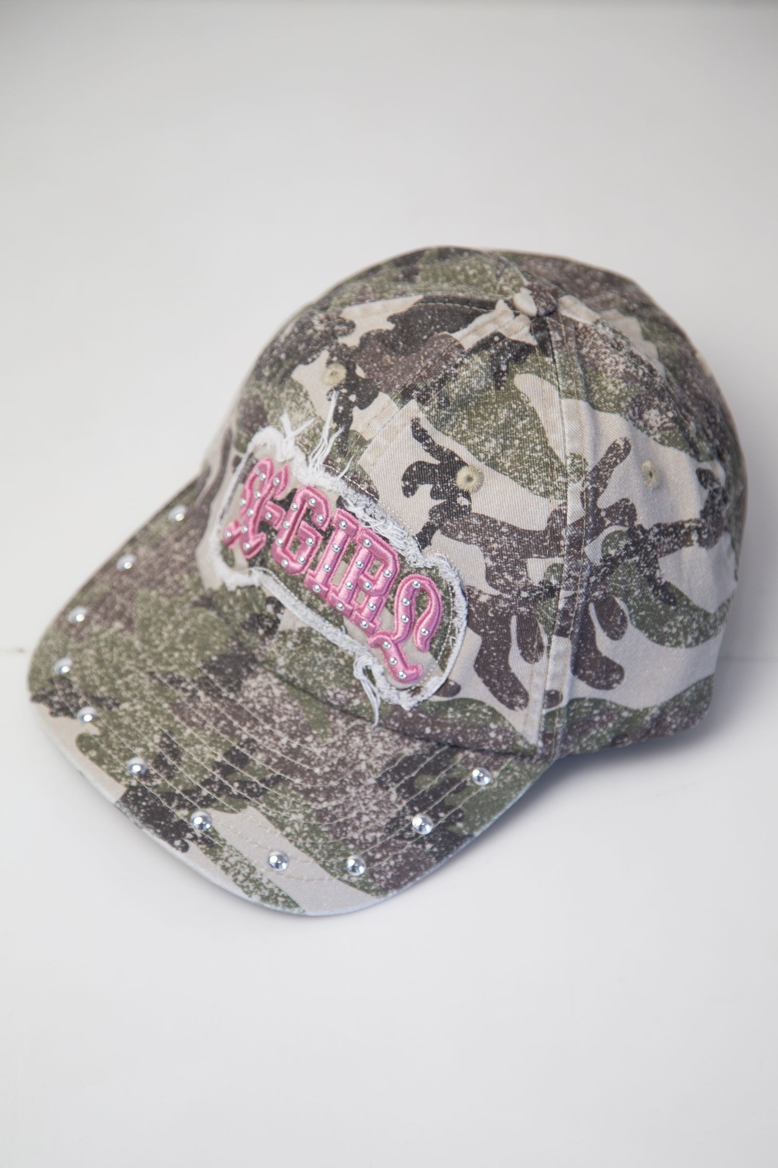 STUDDED LOGO PATCH 6PANEL CAP