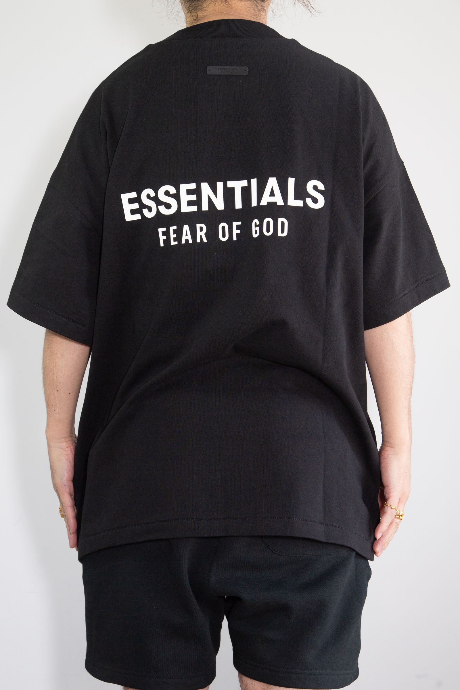 25SS CLASSIC FIT SS TEE / ブラック