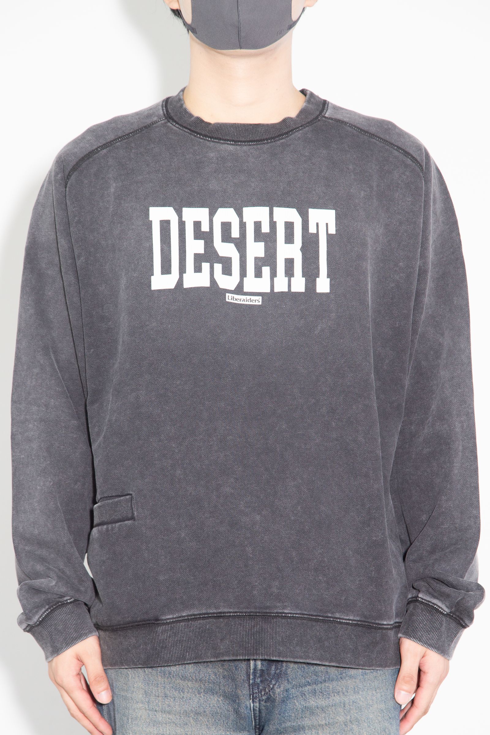 DESERT CREWNECK / ブラック