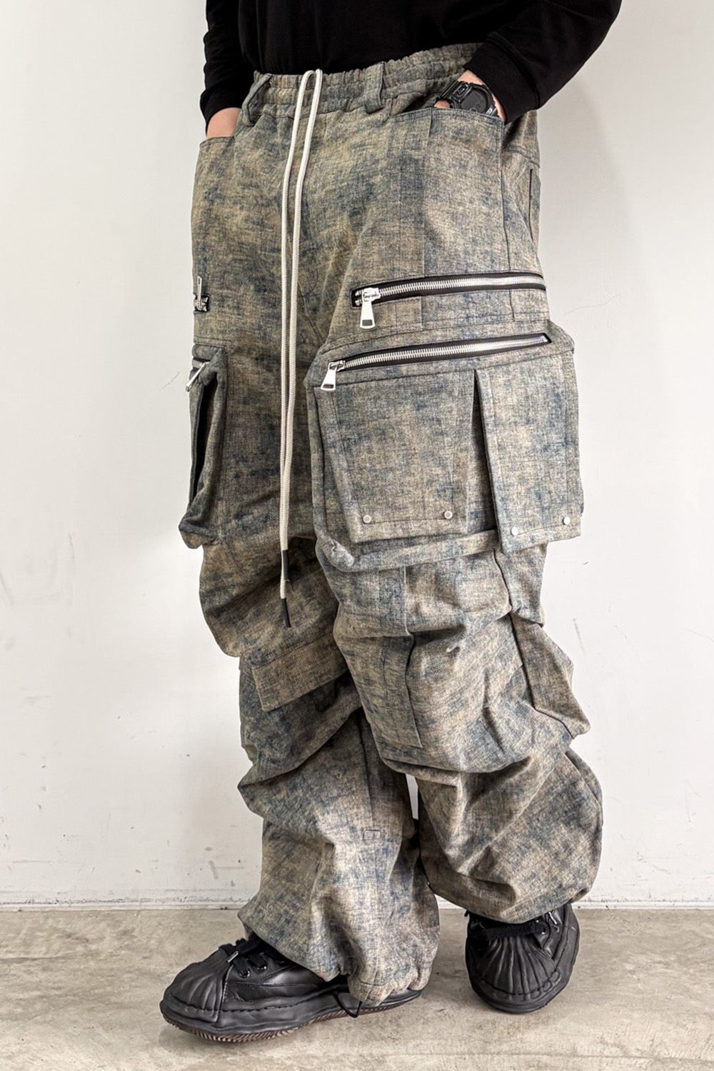 BLENDED SHADES DENIM CARGO TUCK WIDE PT / スチールブルー