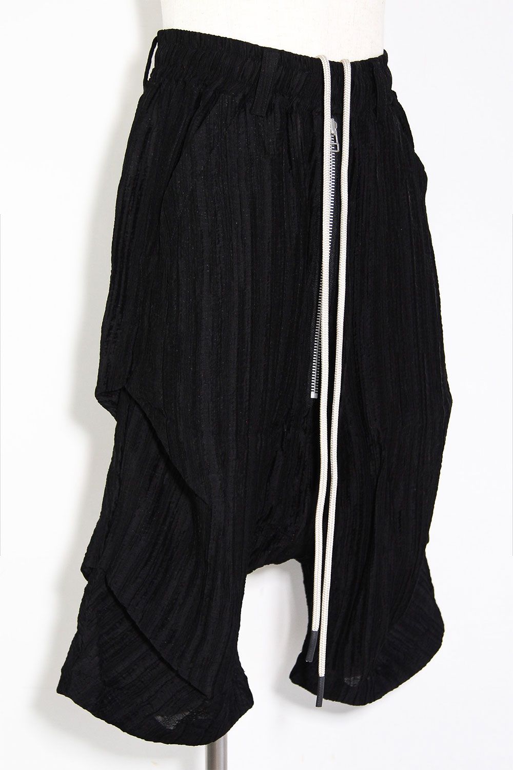 シアー楊柳タックショーツ / Sheer Yo-Ryu Tuck Shorts / ブラック