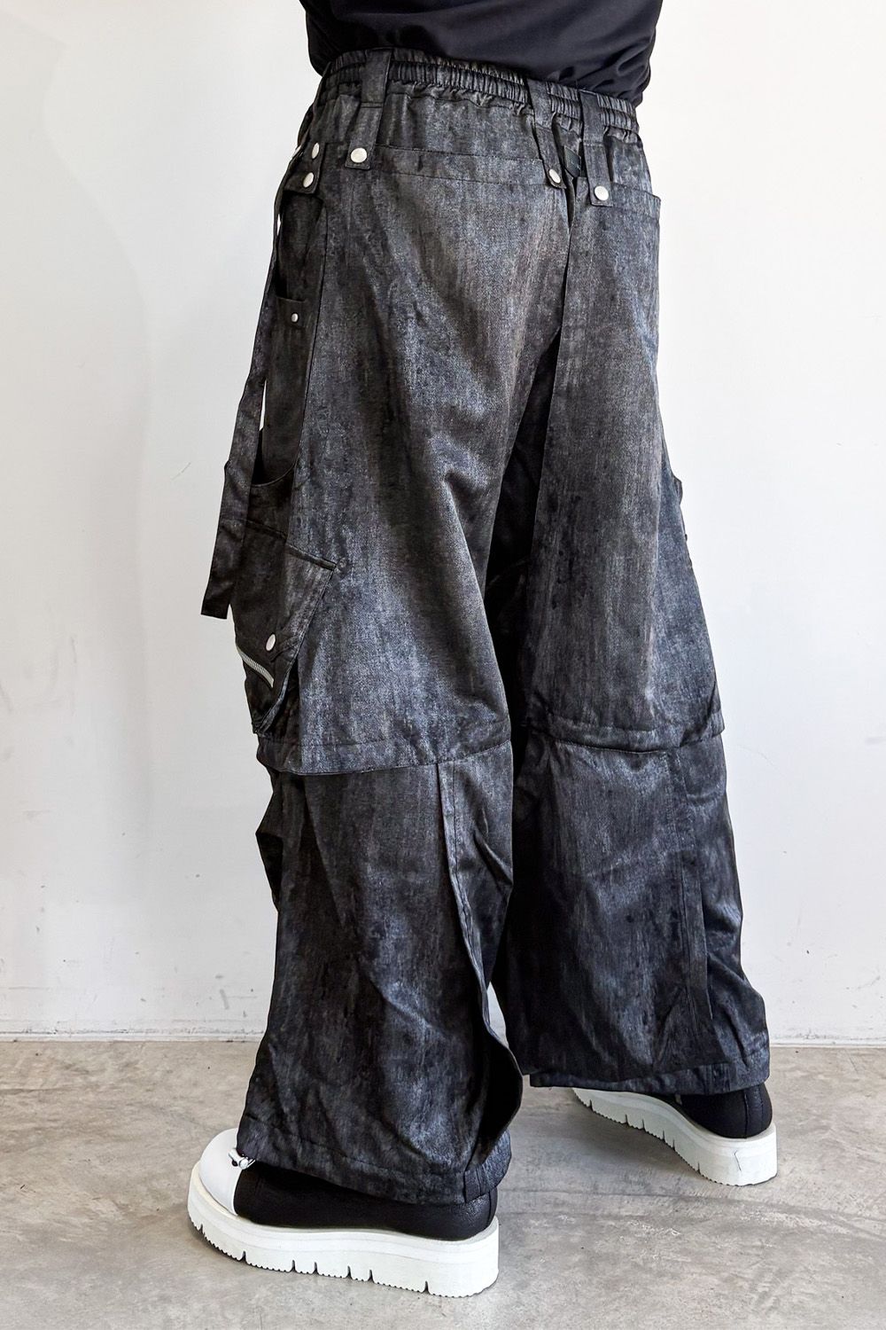 PARACHUTE CARGO WIDE / ブラック