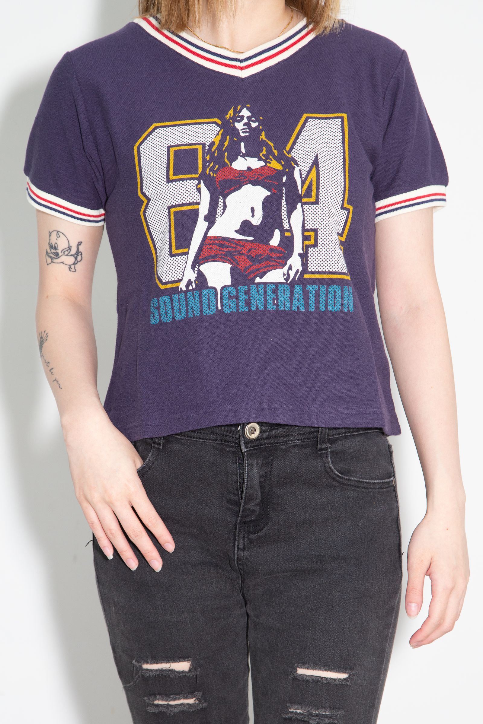 84 SOUNDS Tシャツ / ネイビー