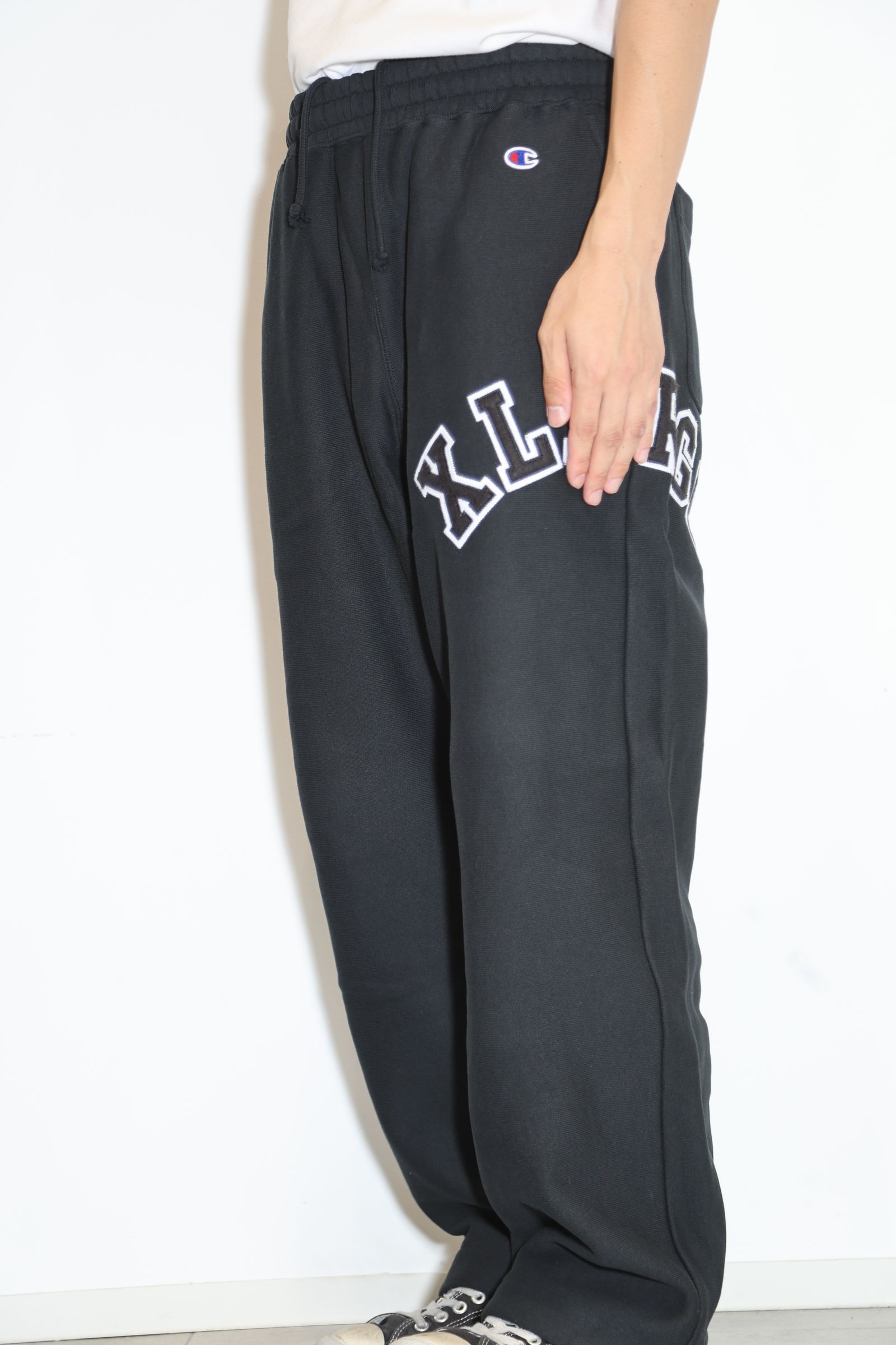 【セットアップ】XLARGE×Champion REVERSE WEAVE ZIP HOODED SWEATSHIRT・PANTS / ブラック