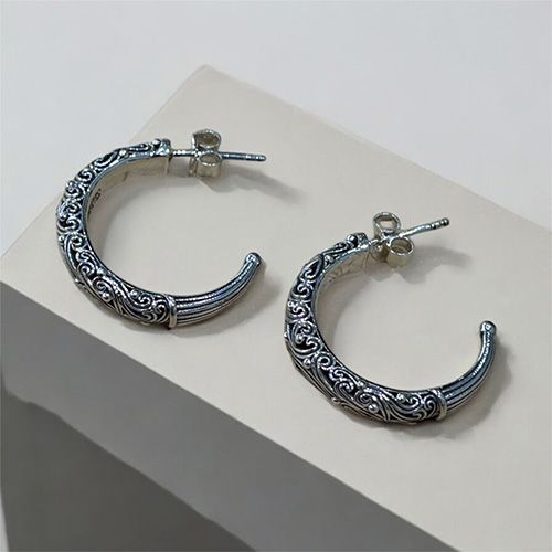 Kynthia Hoops Earrings / GA023