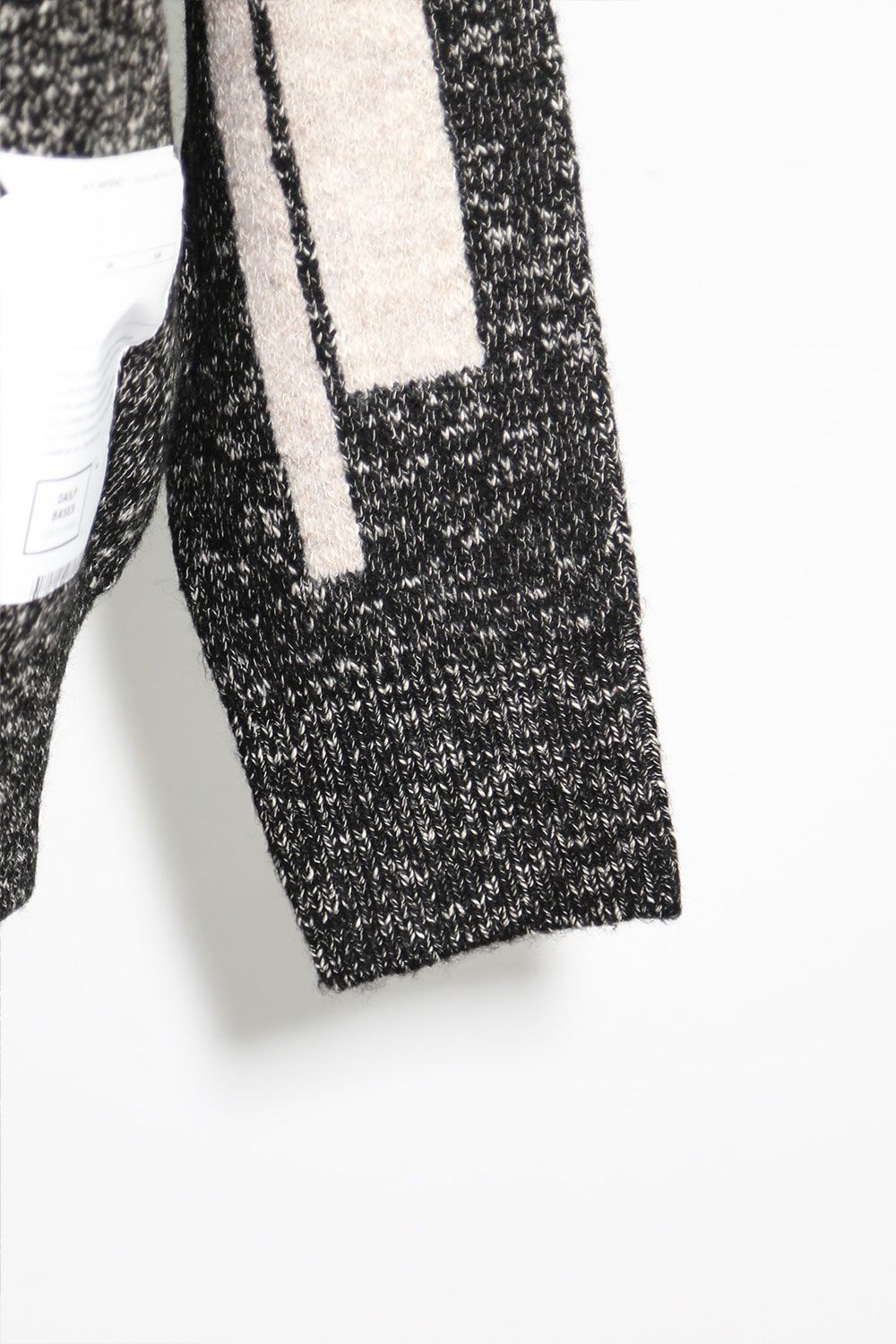 幾何学模様リラックスフィットニット / Geo Pattern Knit Top / グレー×ベージュ / ag-8011-1
