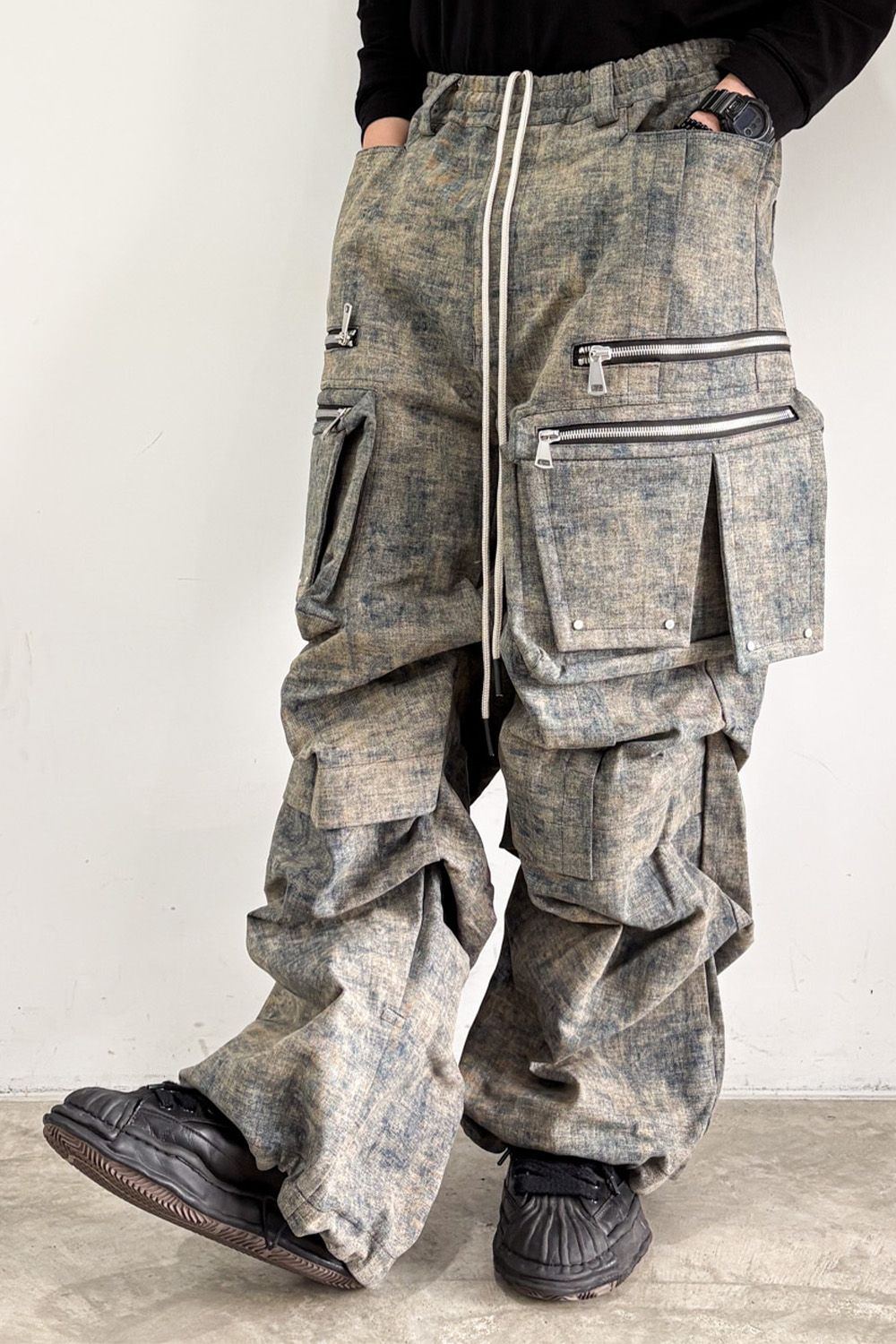 BLENDED SHADES DENIM CARGO TUCK WIDE PT / スチールブルー