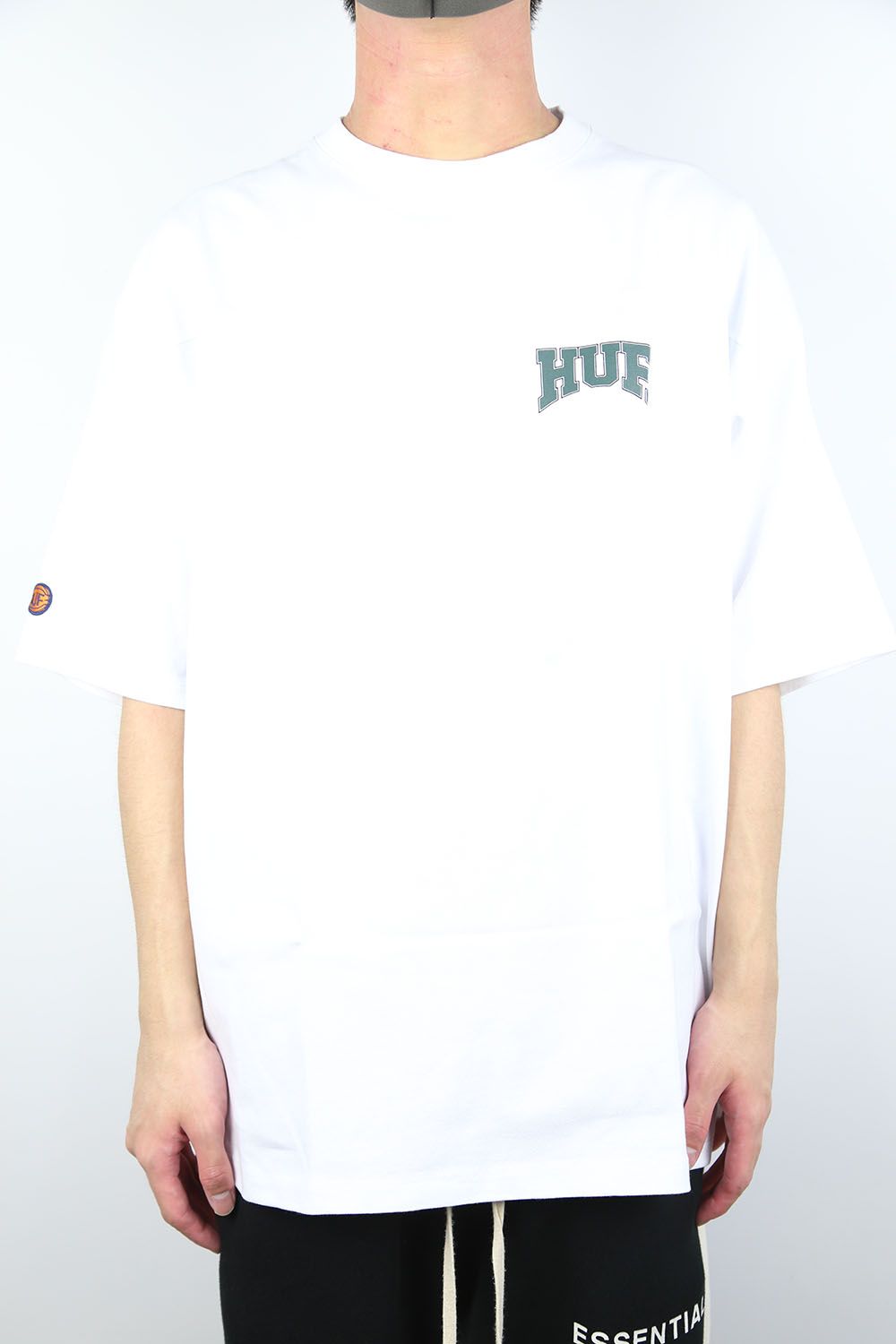 HUF - DRAFT PICK FOOTBALL TEE / ホワイト | Tempt