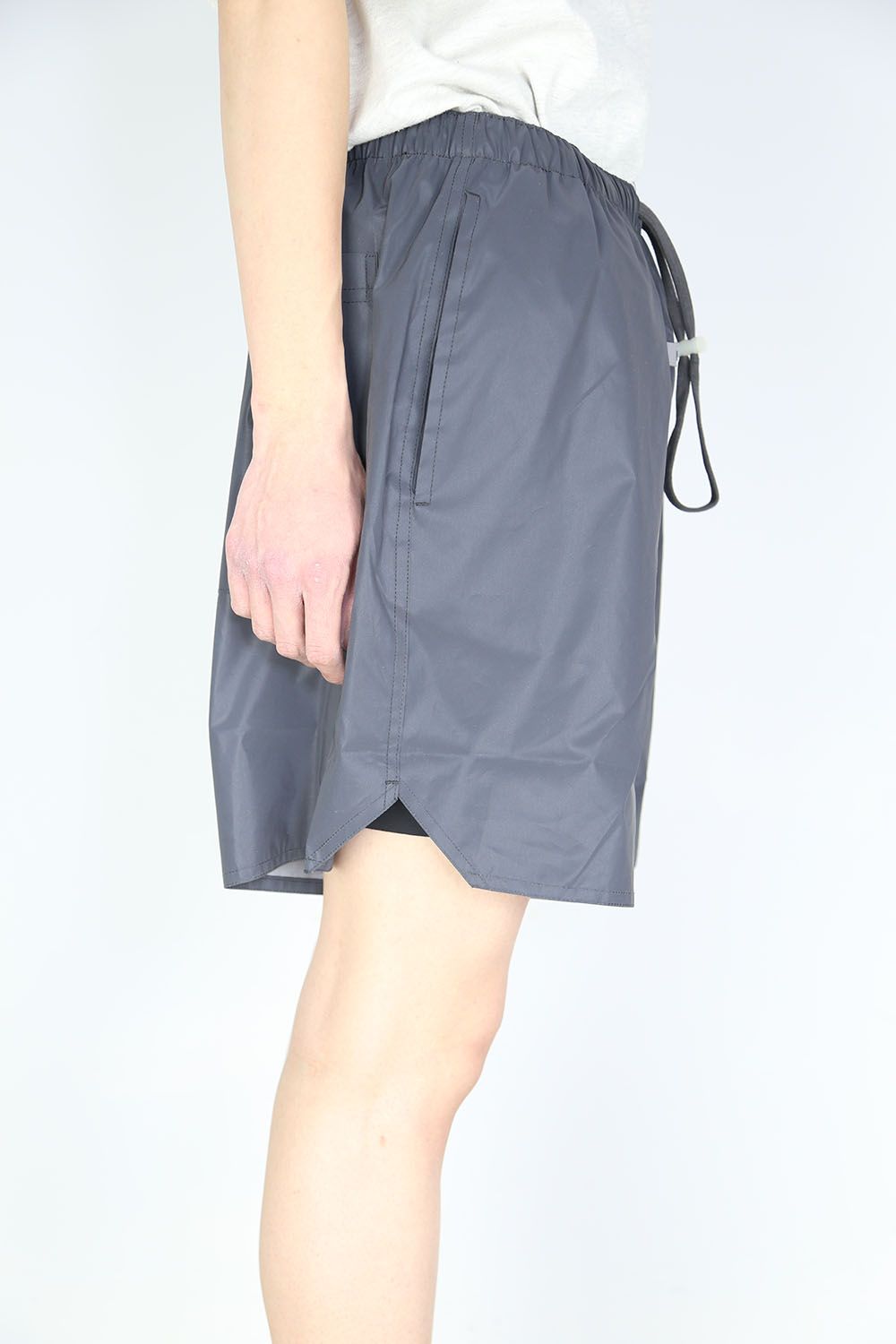 FOG ESSENTIALS - TRACK NYLON SHORTS / ブラック | Tempt