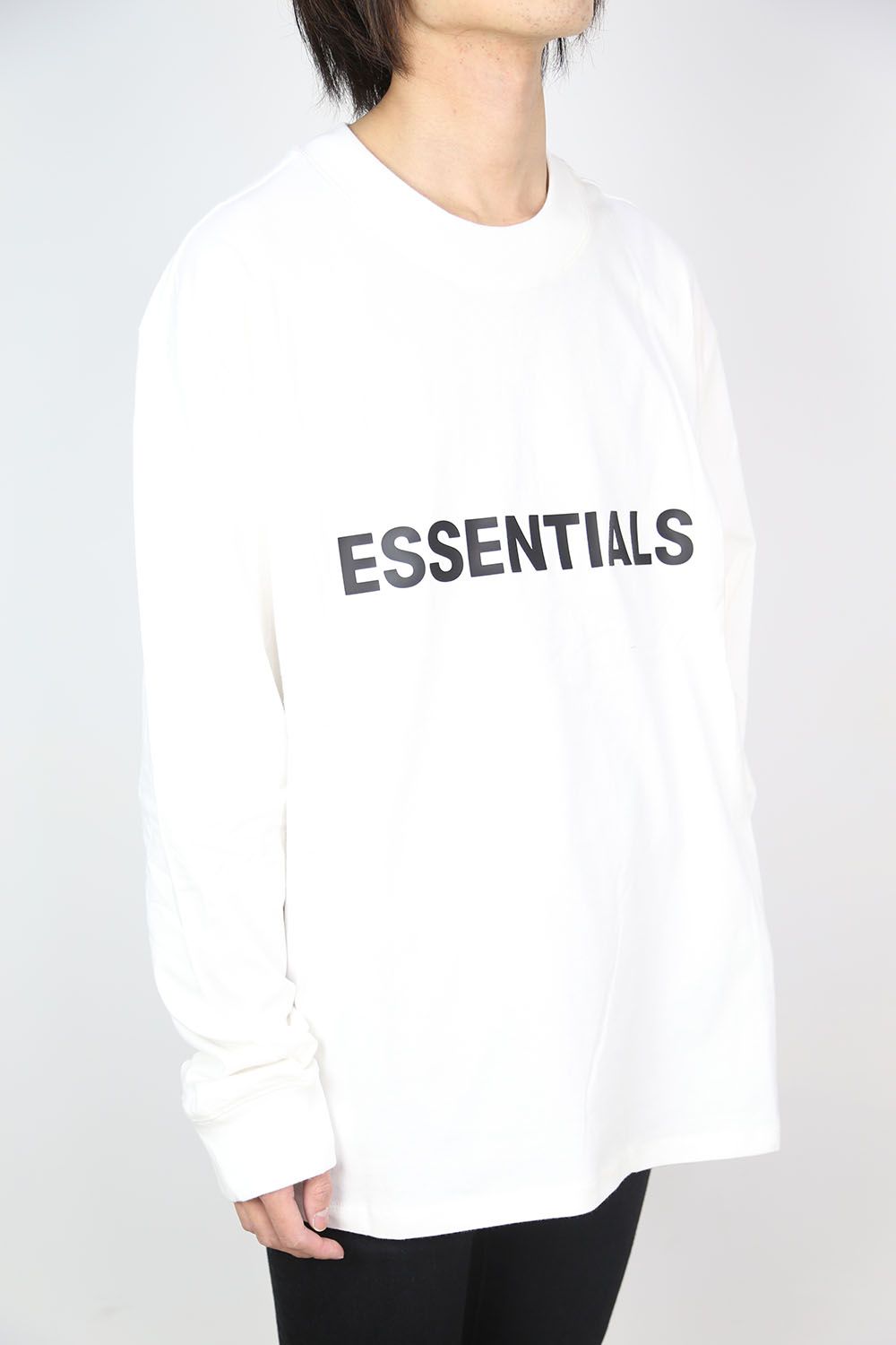 FOG ESSENTIALS - FRONT LOGO L/S TEE / ホワイト | Tempt