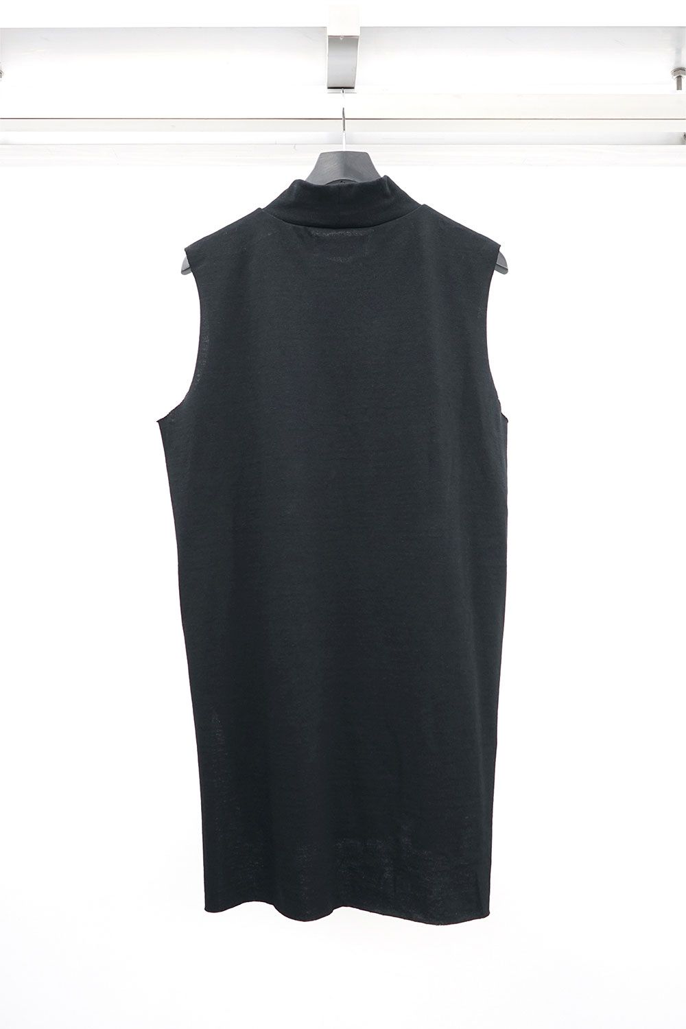 High Neck Sleeveless Pullover / ブラック
