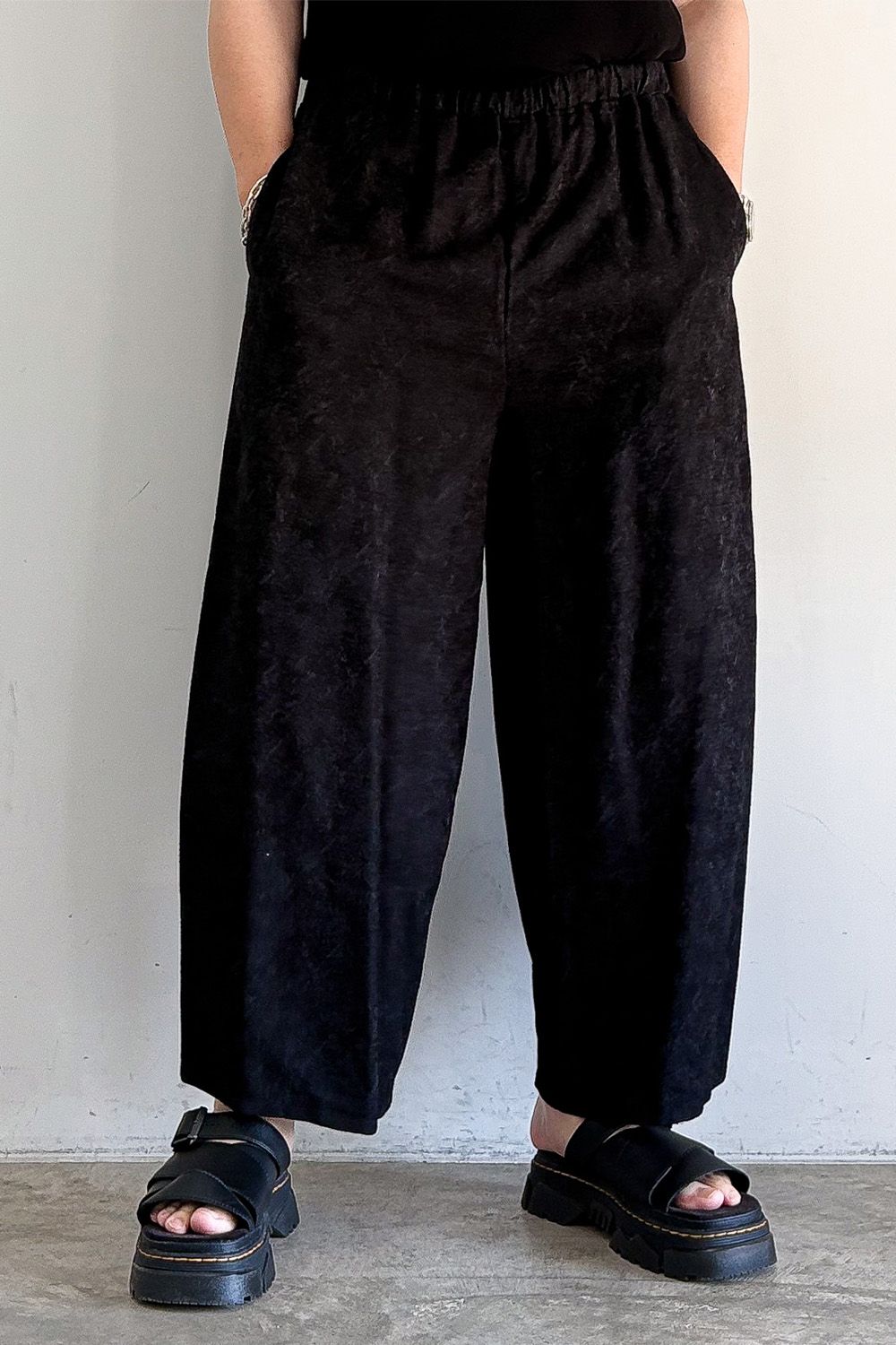 ［ラスト1点 サイズ1］Wide Easy Pants with Hem Button