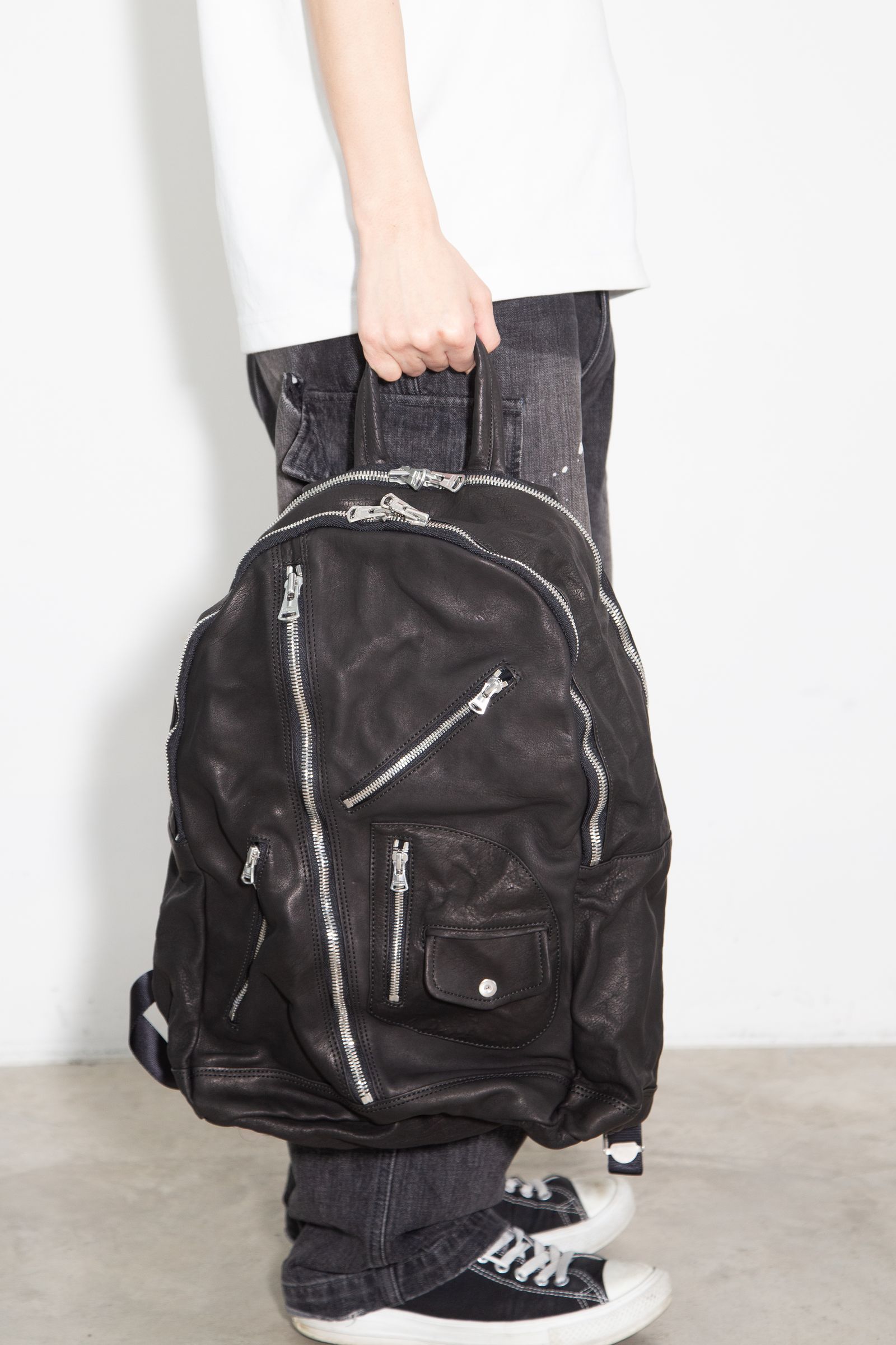 JAPAN CALF GARMENT-WASH RIDERS BACKPACK / ブラック