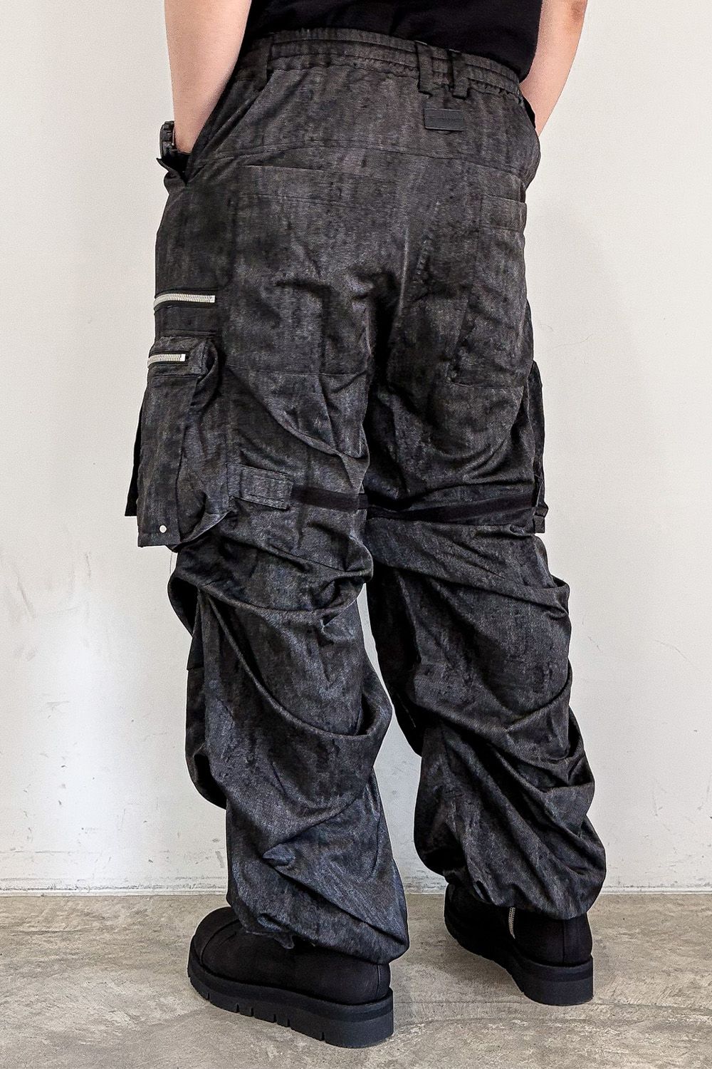 ABSTRACT CARGO TUCK WIDE / ブラック