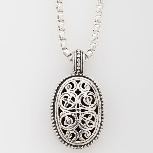 Garden Shadows Medium Pendant / GP008