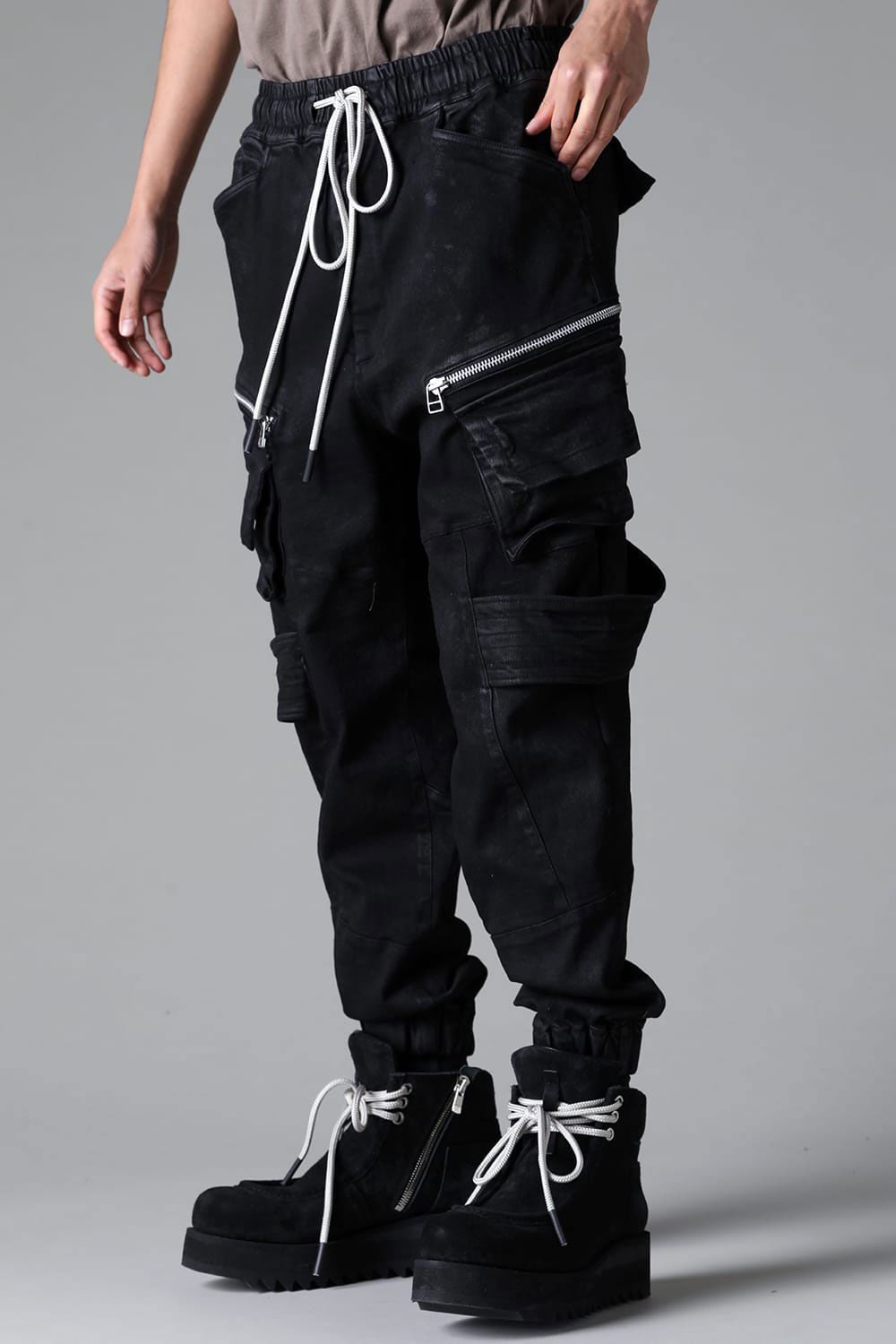 【コーティングあり】ベルトカーゴジョガーデニム / COATED BELT CARGO JOGGER DENIM / ブラック / ag-12064-2