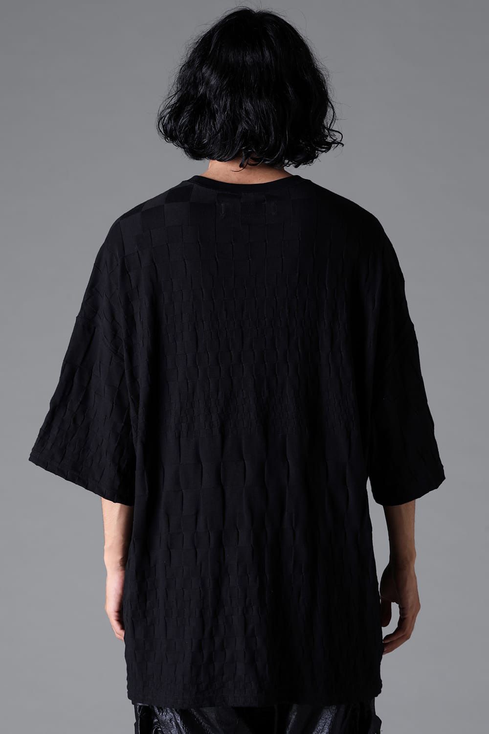 GRADIENT PLAID PATTERN JUMBO TEE / ブラック
