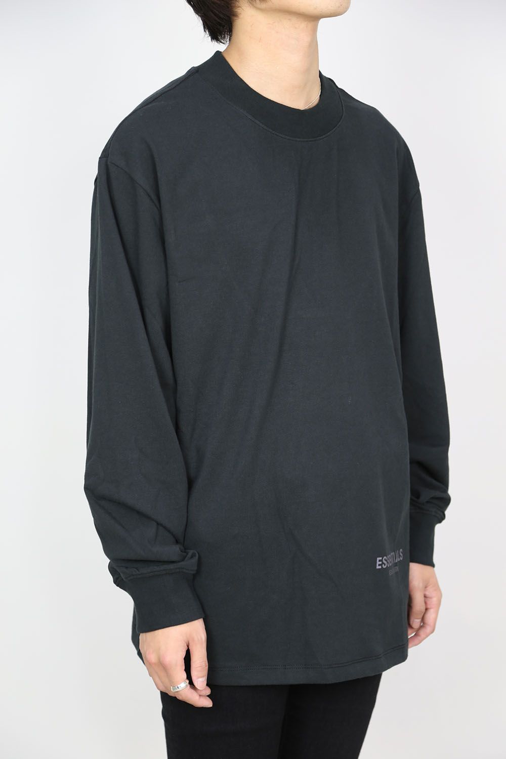 REFLECTOR LOGO L/S TEE / ブラック