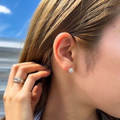 Round Stone Pierce / ホワイト
