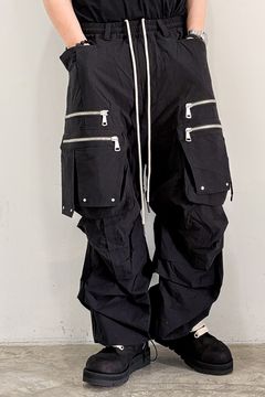 CARGO TUCK WIDE / ブラック