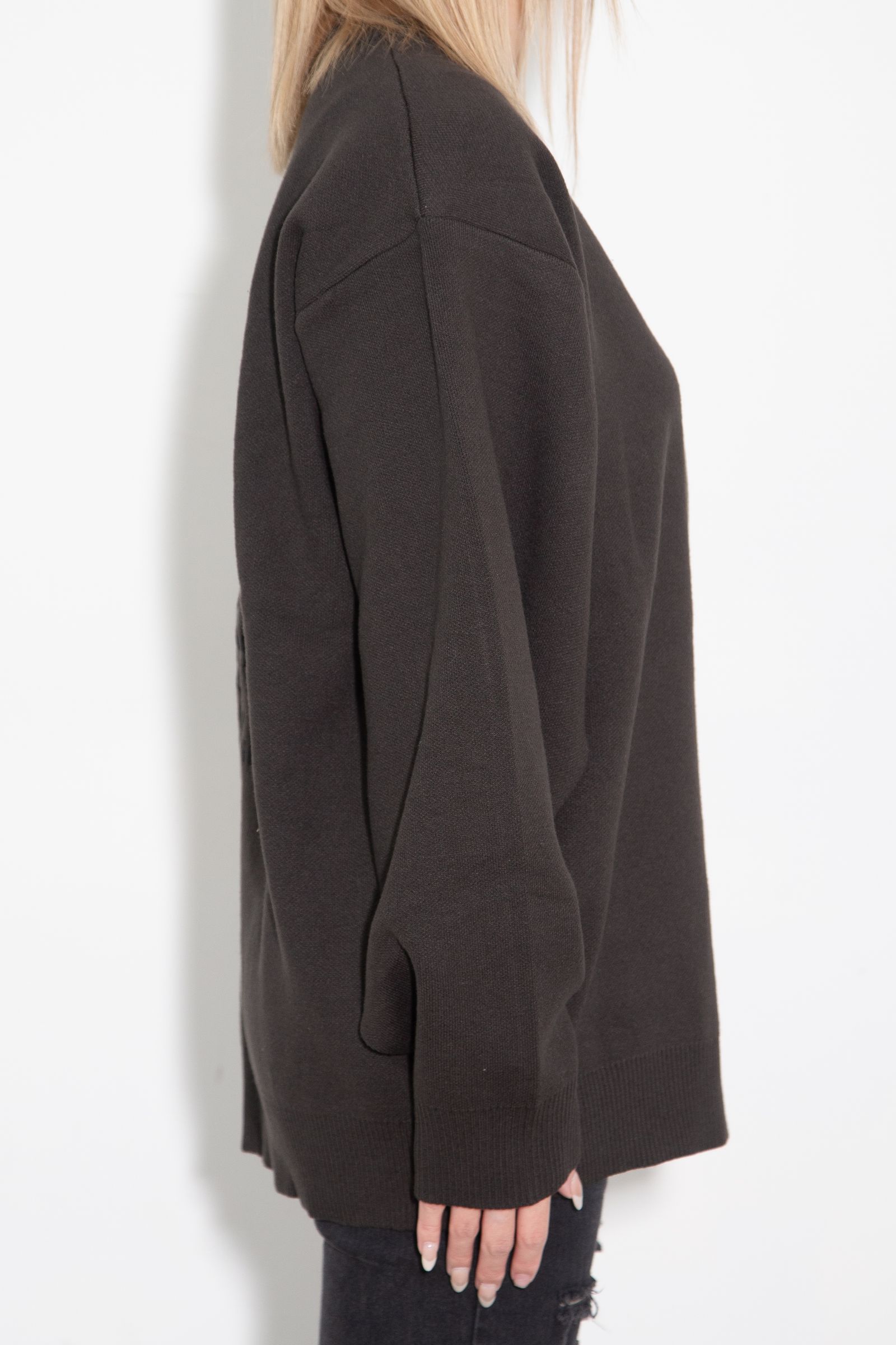 [ラスト1点] FACE EMBROIDERY KNIT TOP / チャコール