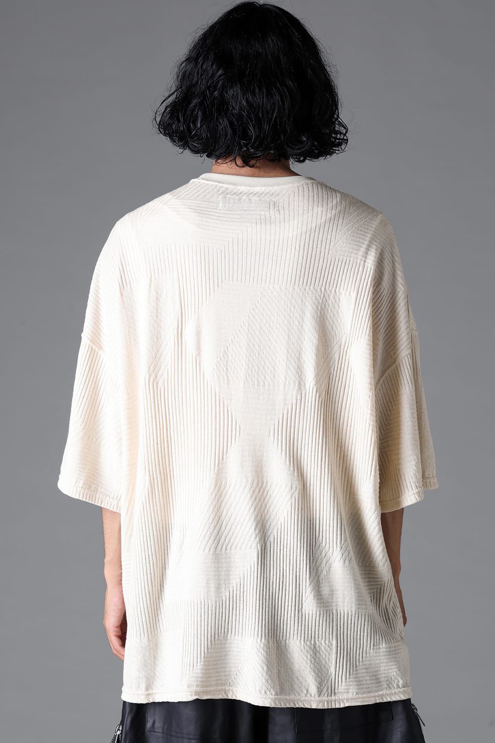 DEFORMED STRIPE PATTERN JUMBO TEE / ブラック