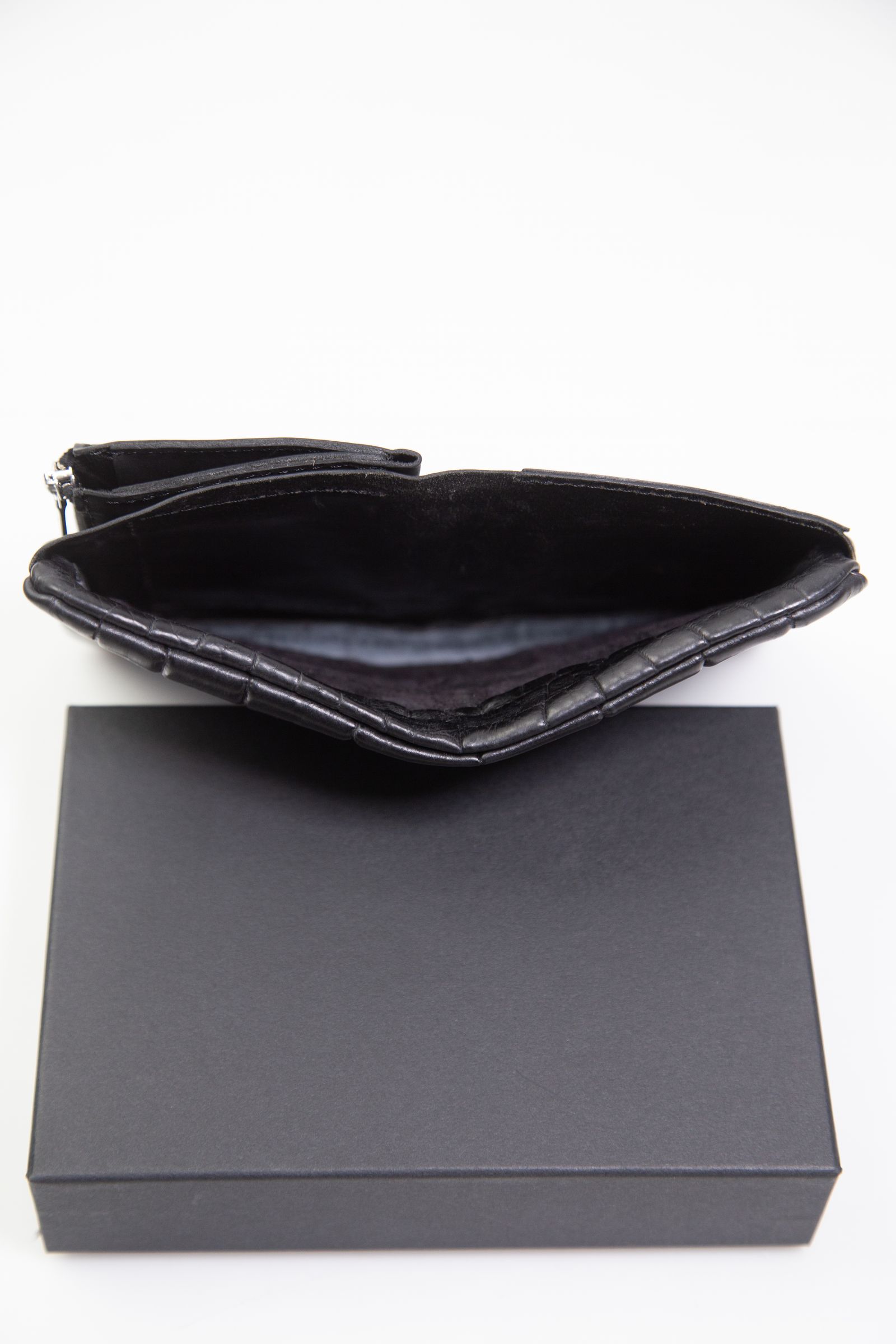 クロコ 札入れ 二つ折り袋縫いウォレット / ブラック