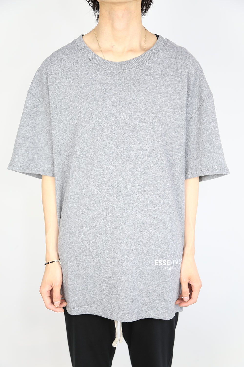 REFLECTOR LOGO S/S TEE / スノーグレー