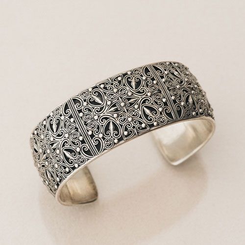 Kallisto Cuff Bracelet / GB003