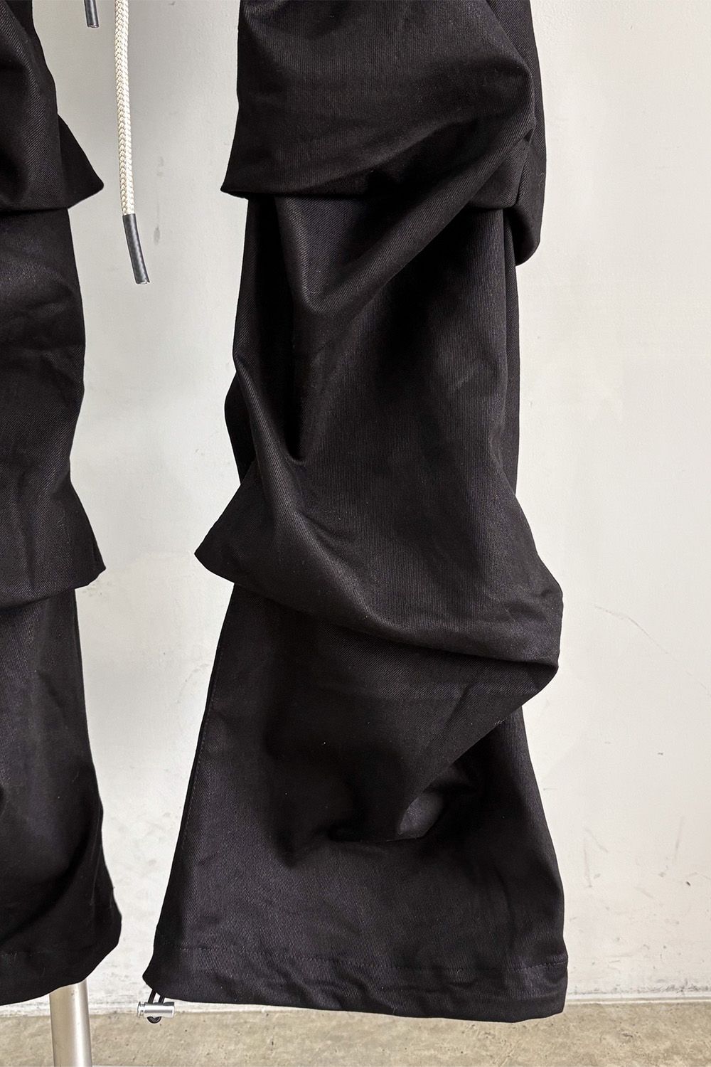 ブーツカットタックパンツ / BOOTS CUT TUCK PANTS / ブラック / ag-8060-2