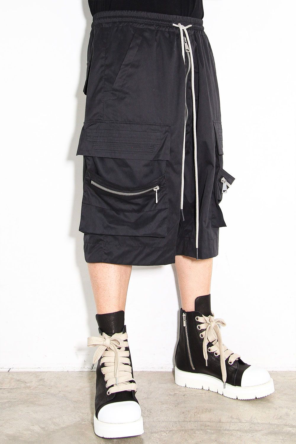 ナイロンカーゴショーツ / Nylon Cargo Pants / ブラック / ag-11023-2