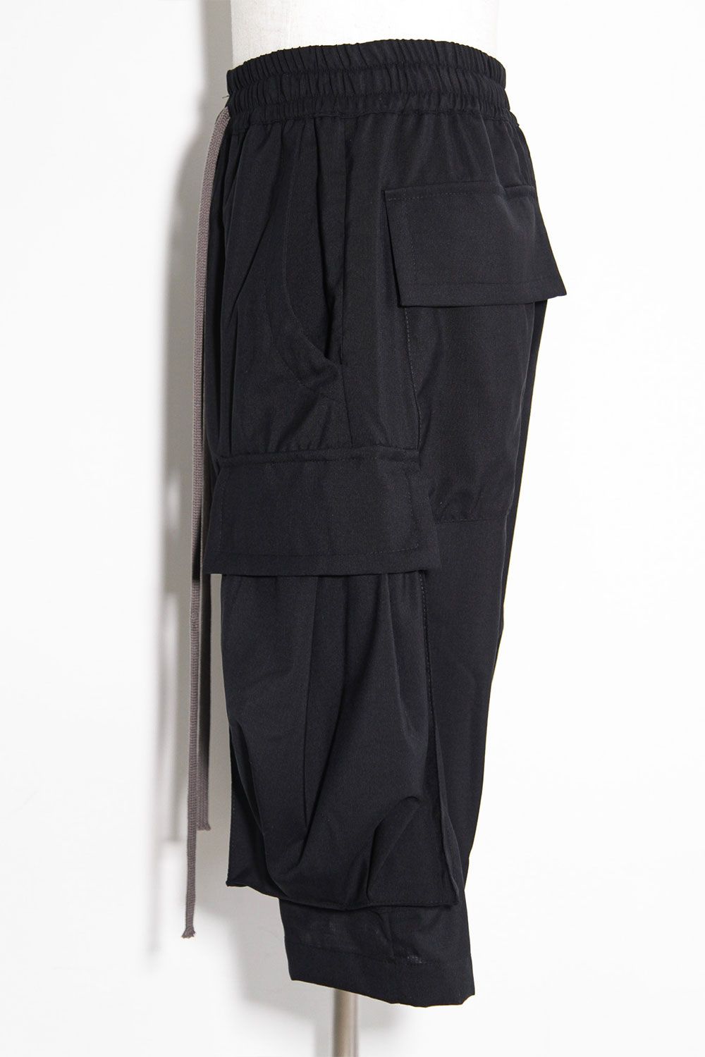 サマーウールタックポケットショーツ / Tuck Pocket Shorts / ブラック / ag-9069-1