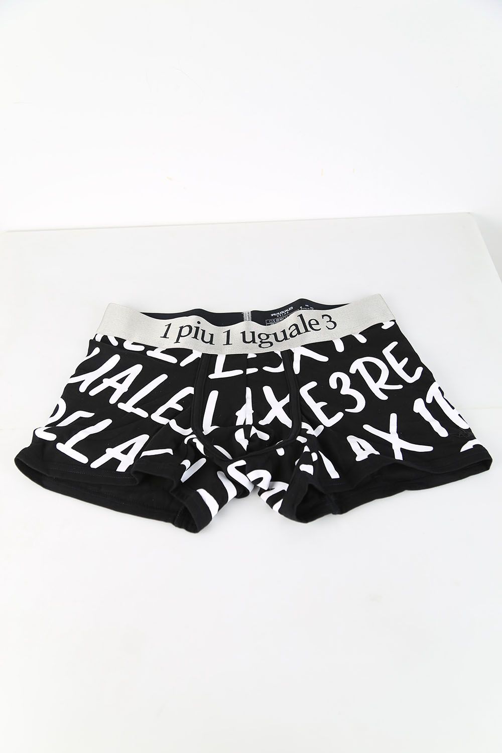 GRAFFITI LOGO BOXER PANTS / ブラック
